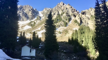 Touyuk-Su gorge and Trekking Club cabin