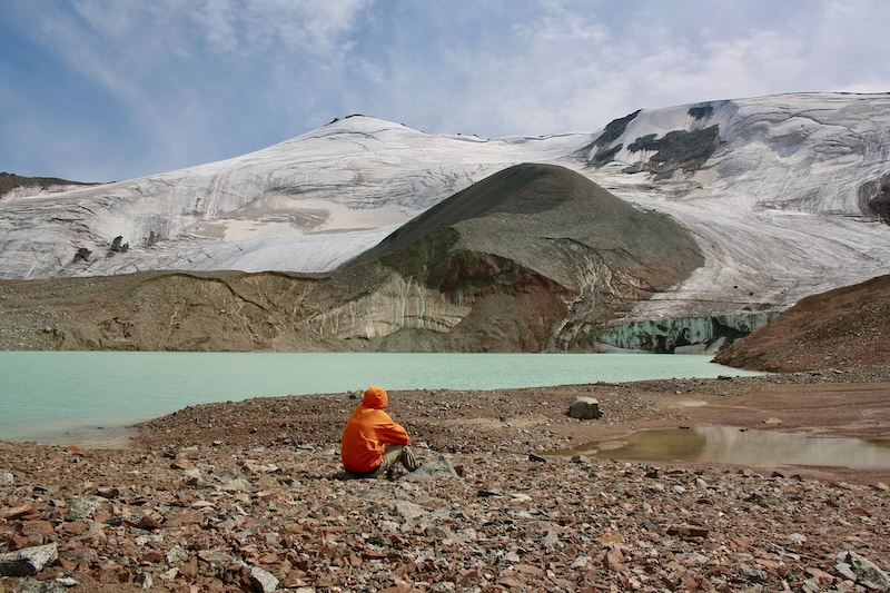 Glaciers and lakes in Upper Turgen