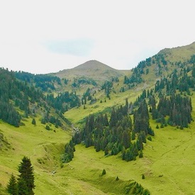 Furmanov peak trek