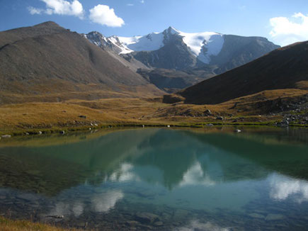 trekking in Kazakhstan