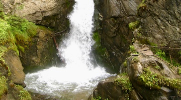 Kairak waterfall